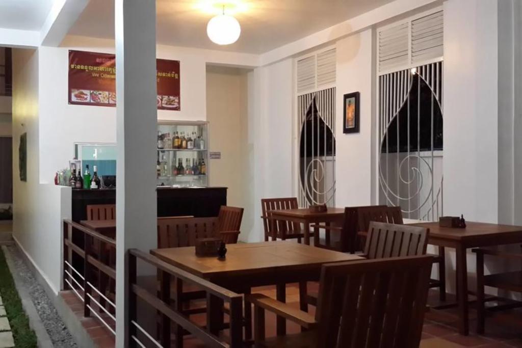 Ropanha Boutique Hotel 시아누크빌 외부 사진