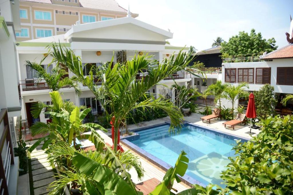 Ropanha Boutique Hotel 시아누크빌 외부 사진