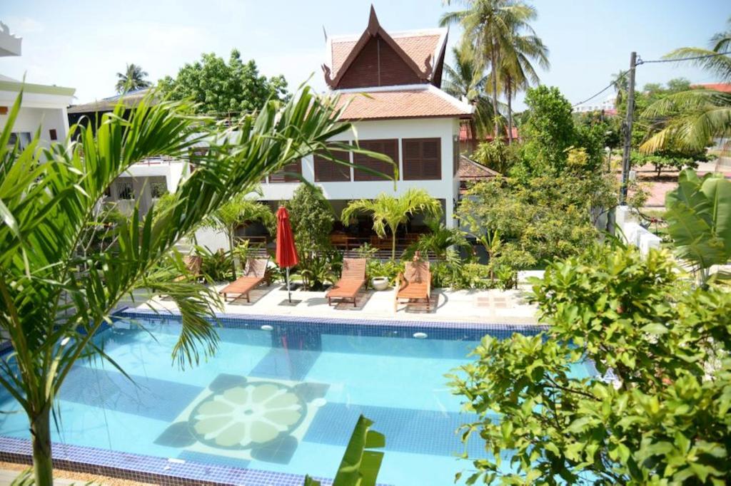 Ropanha Boutique Hotel 시아누크빌 외부 사진