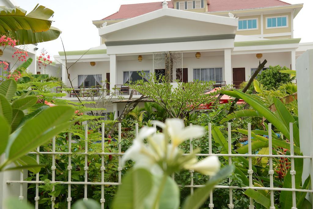Ropanha Boutique Hotel 시아누크빌 외부 사진